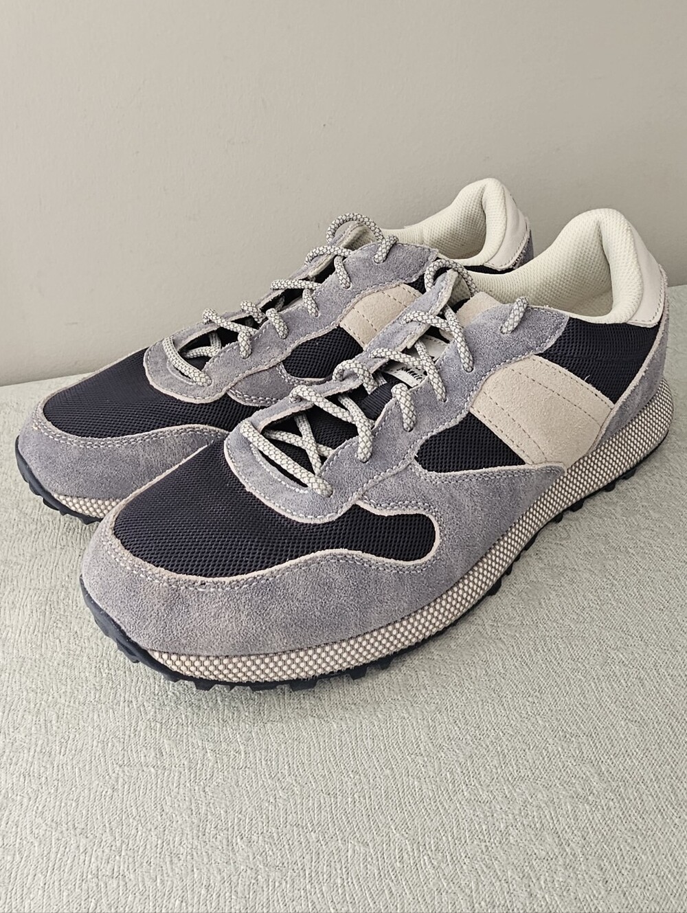 Johnnie-O Mens Range Runner Blue/Gray Spikeless Golf Shoes Sneakers